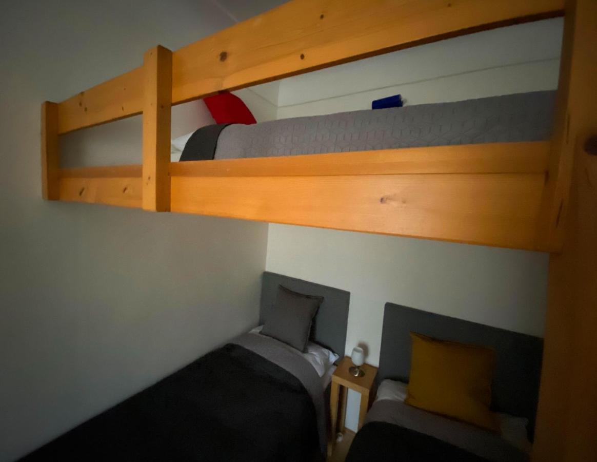 Utulny Byt Pod Prazskym Hradem Appartement Praag Buitenkant foto